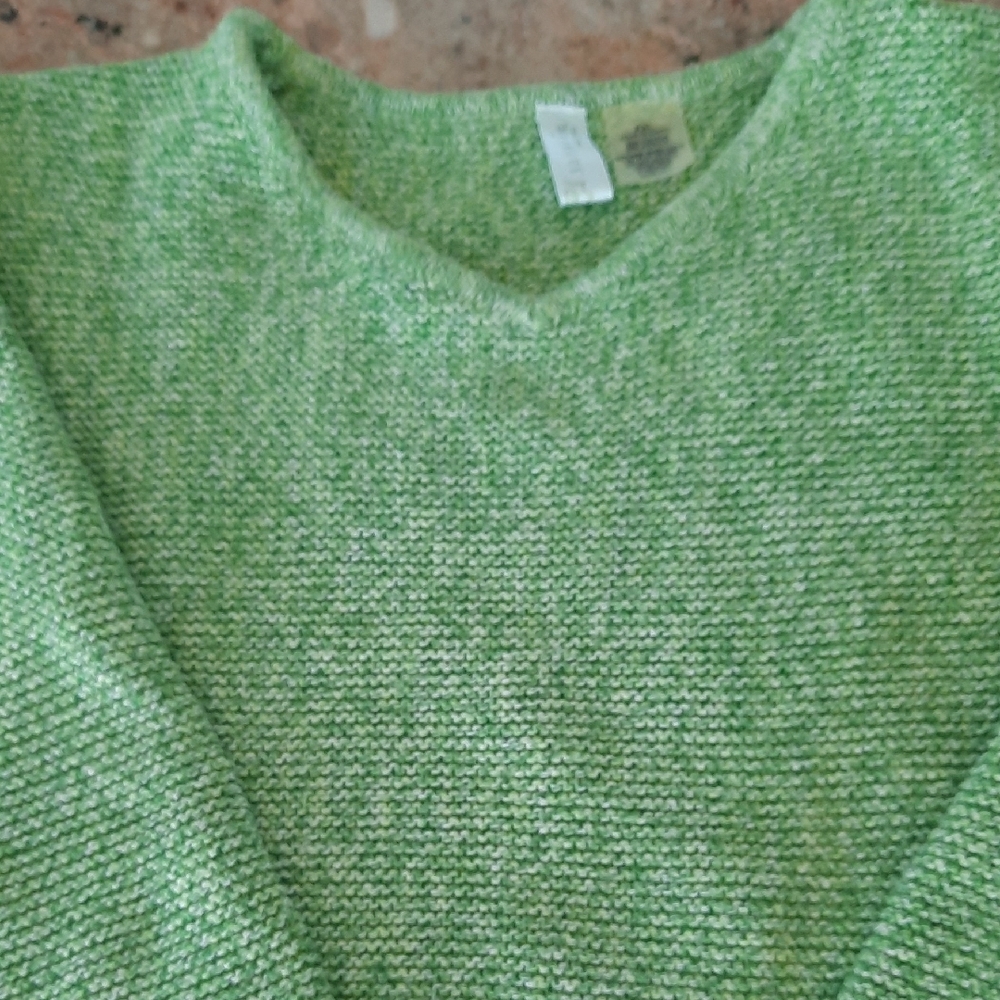 sahalie Light Heather Green Crewneck Sweater - Picture 3 of 6
